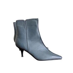 Newport News Blue Point Booties Boots with 3" Heels Women's Size 8b Leather